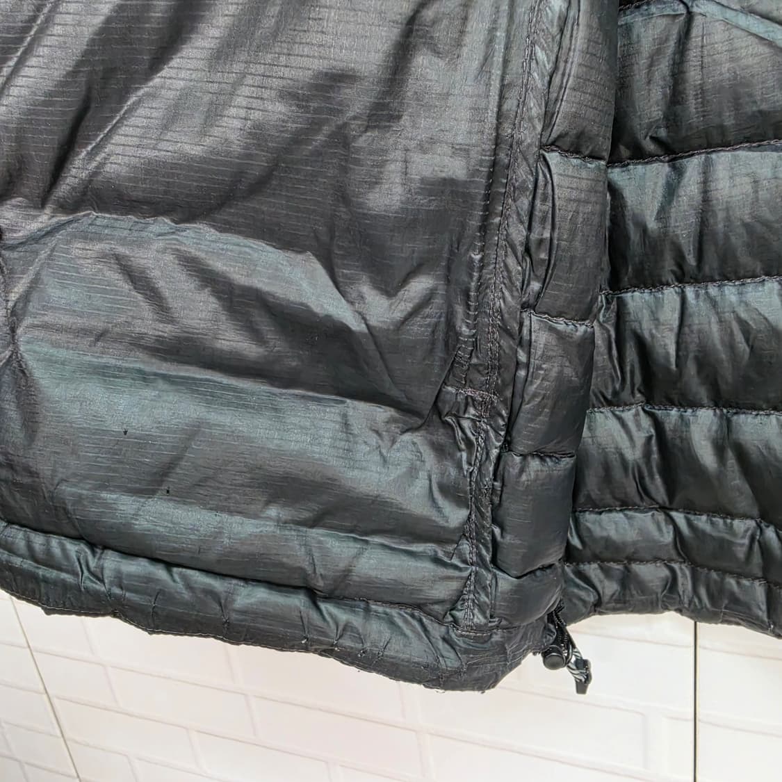 마운틴 하드웨어 다운 후드 패딩 자켓 집업 점퍼 100 L 사이즈 상품이미지8
