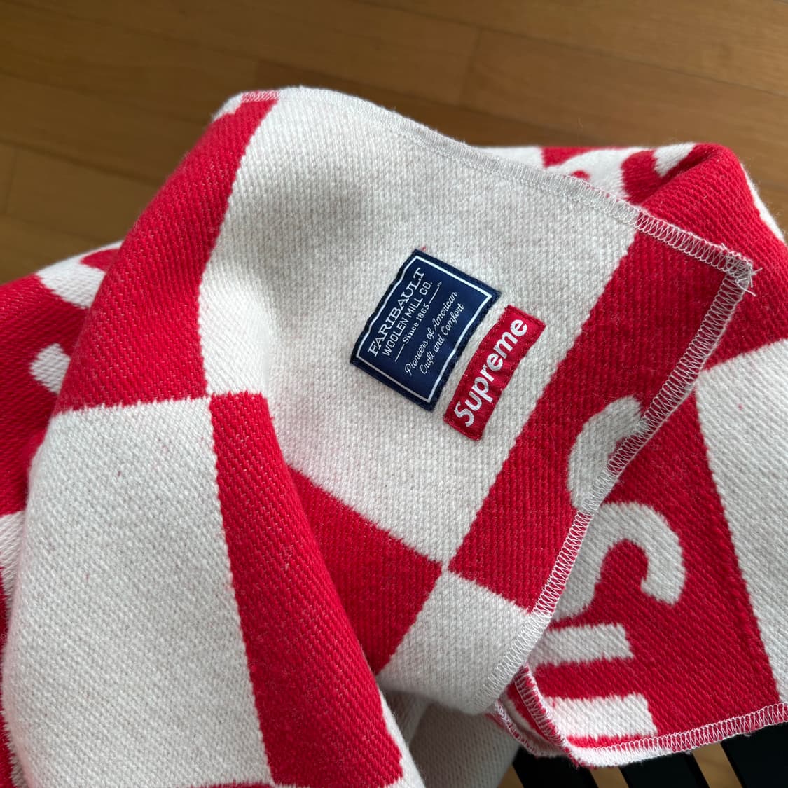 슈프림 페리보 체크 울 담요 레드 상품이미지2