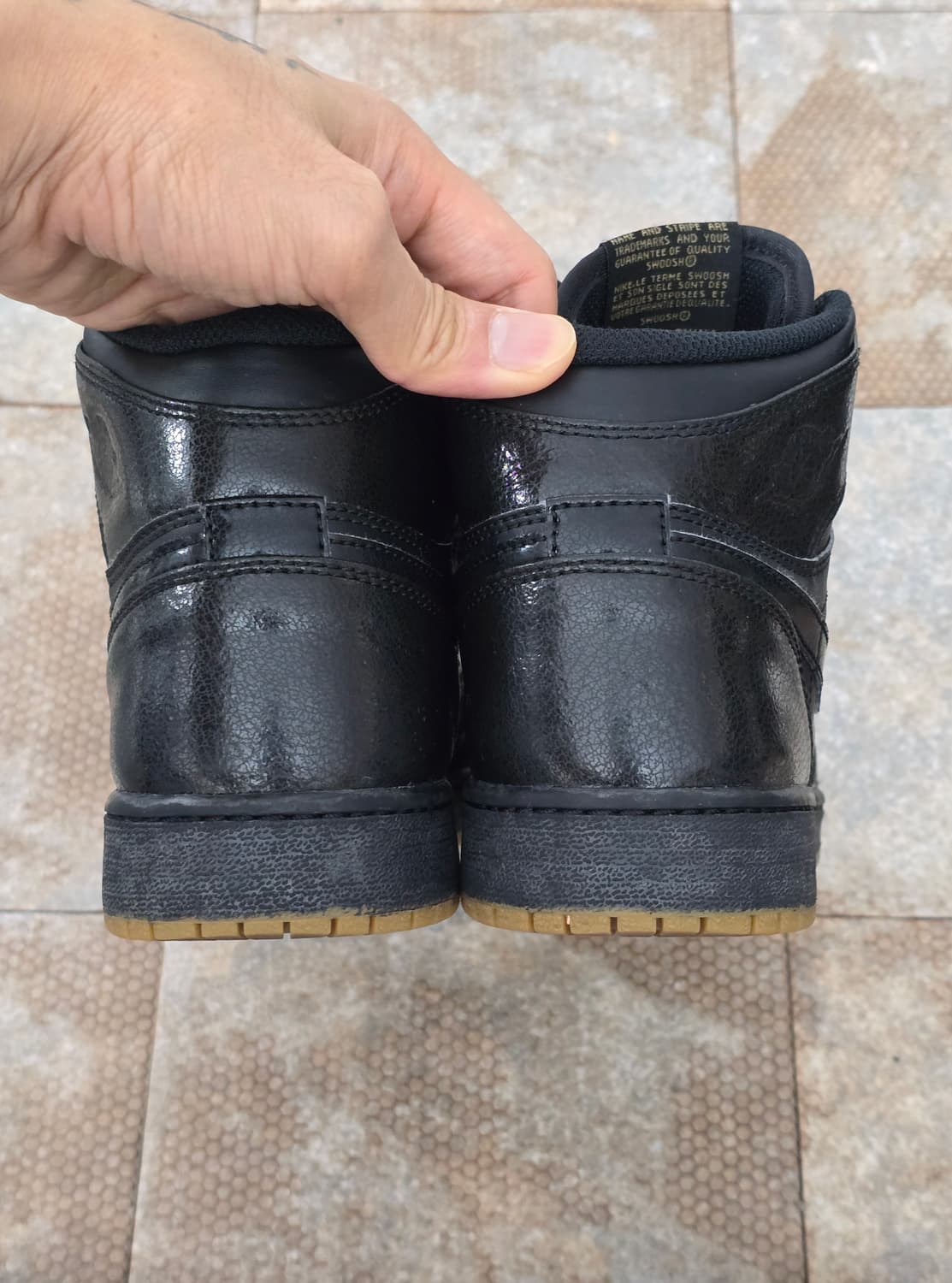 (250)나이키 조던 1 레트로 하이 블랙 검 스니커즈 상품이미지8