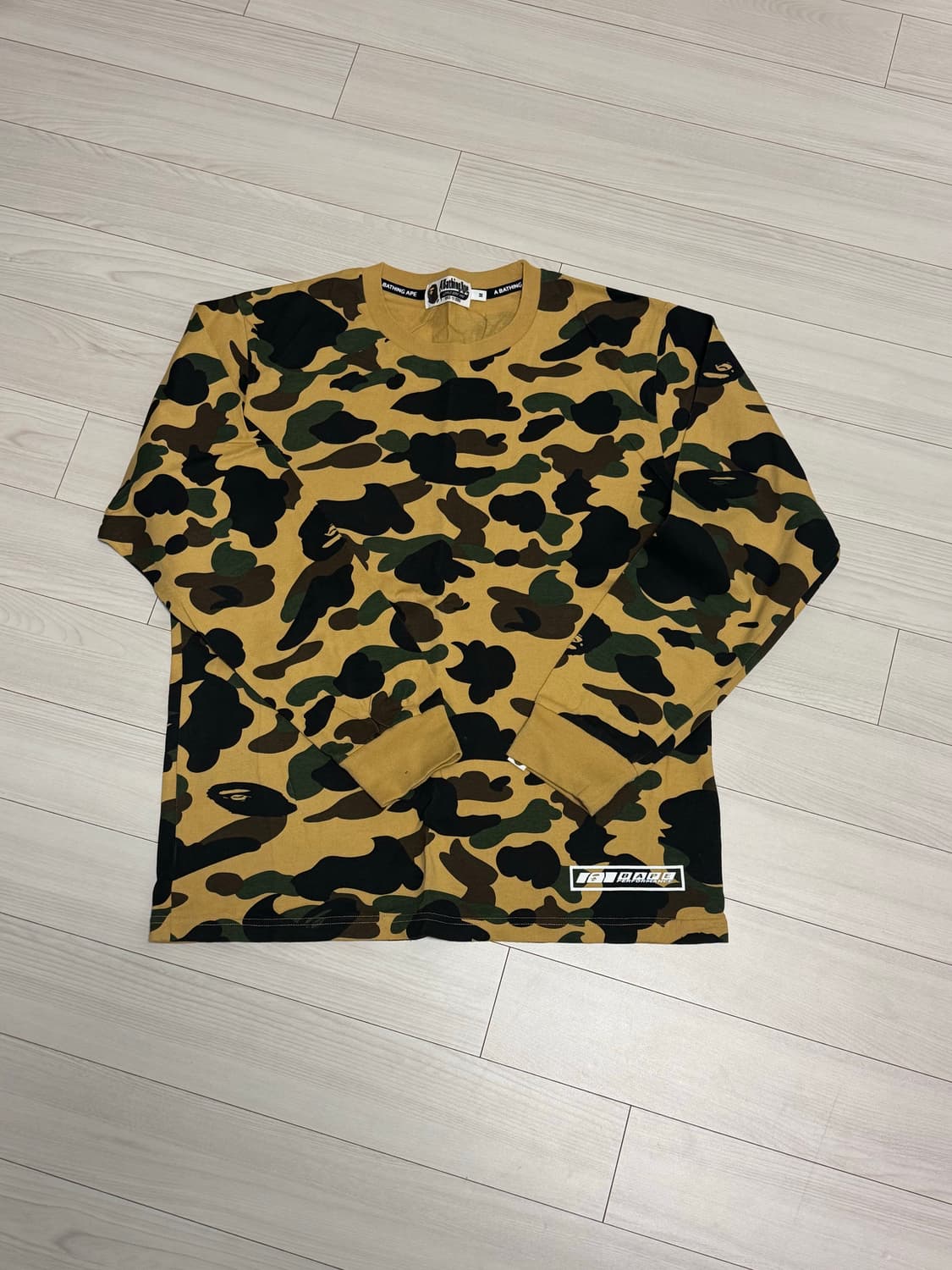 베이프 카모 롱슬리브 상품이미지1