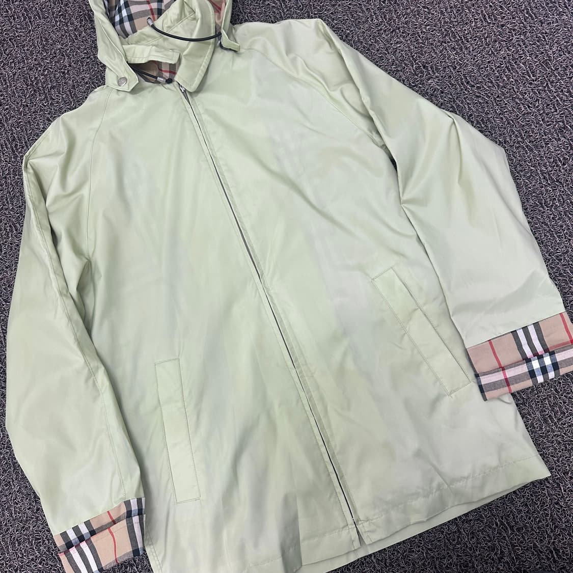 BURBERRY 버버리 여성 후드 바람막이 자켓 XS 상품이미지3