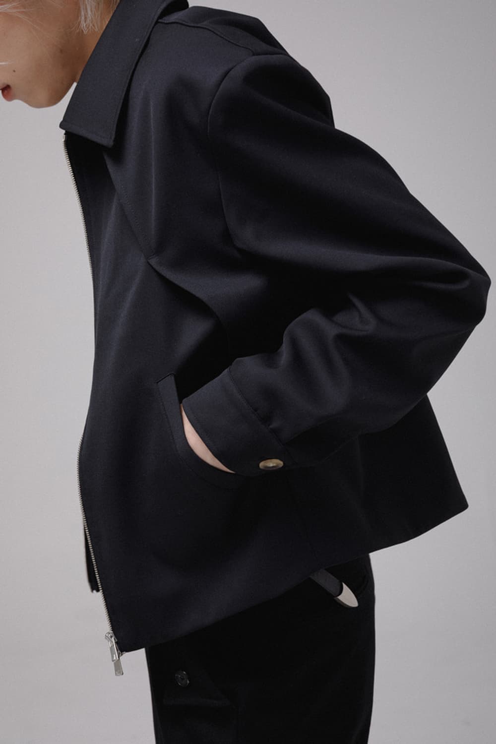 리들 riddle 크롭 울자켓 블랙 2사이즈 새상품 상품이미지4