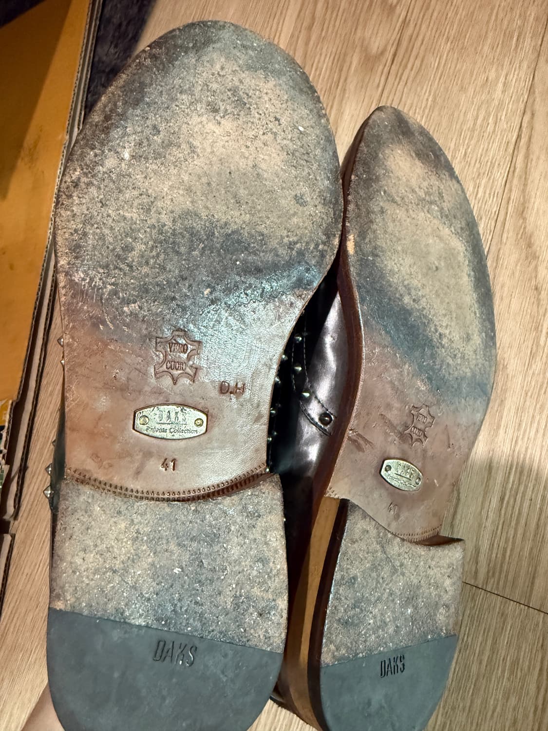 닥스 남성 스터드 윙팁 구두 260mm 상품이미지5