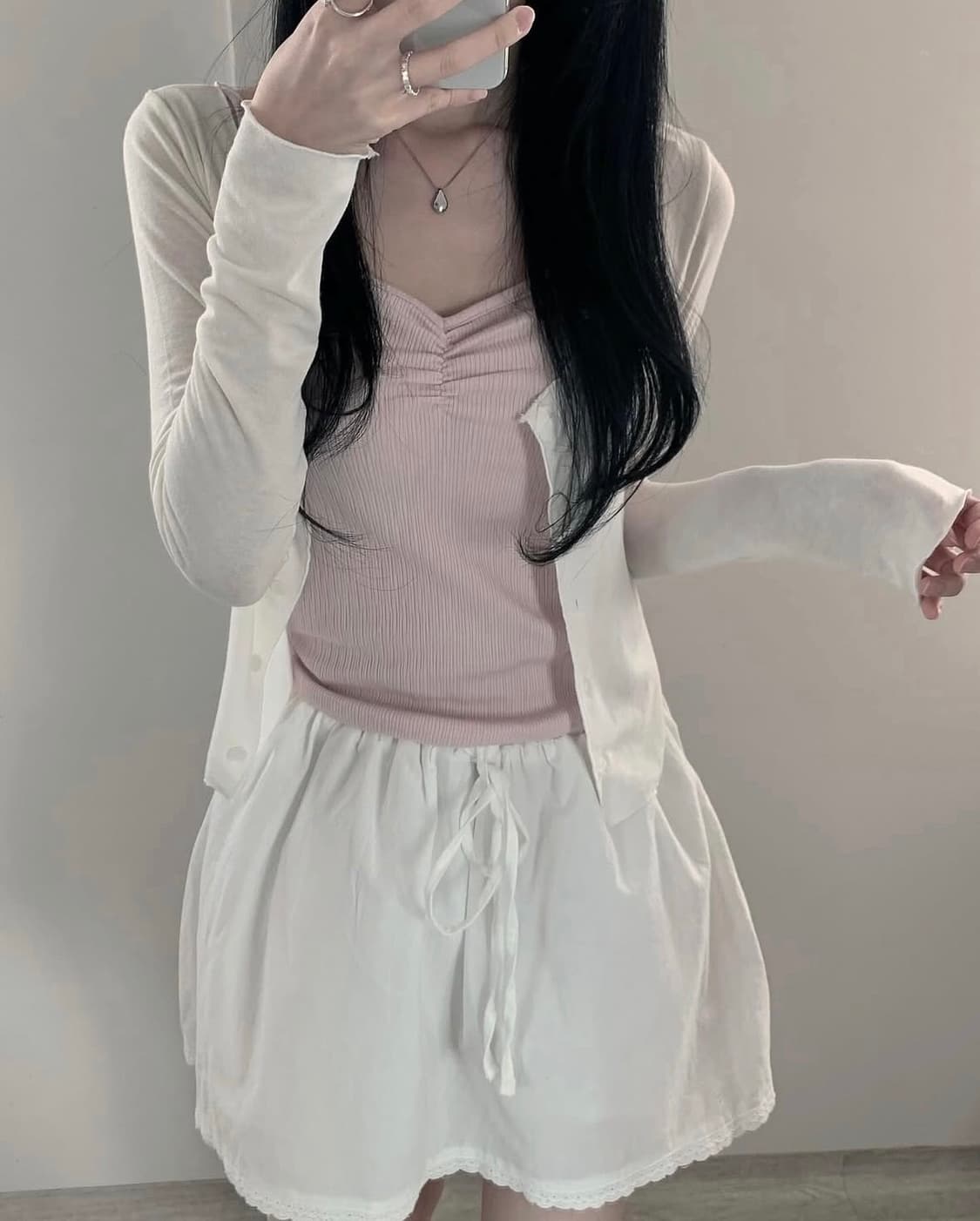 (새제품) 유엘르 핑크 셔링 나시+아이보리 프릴 가디건 세트 상품이미지3