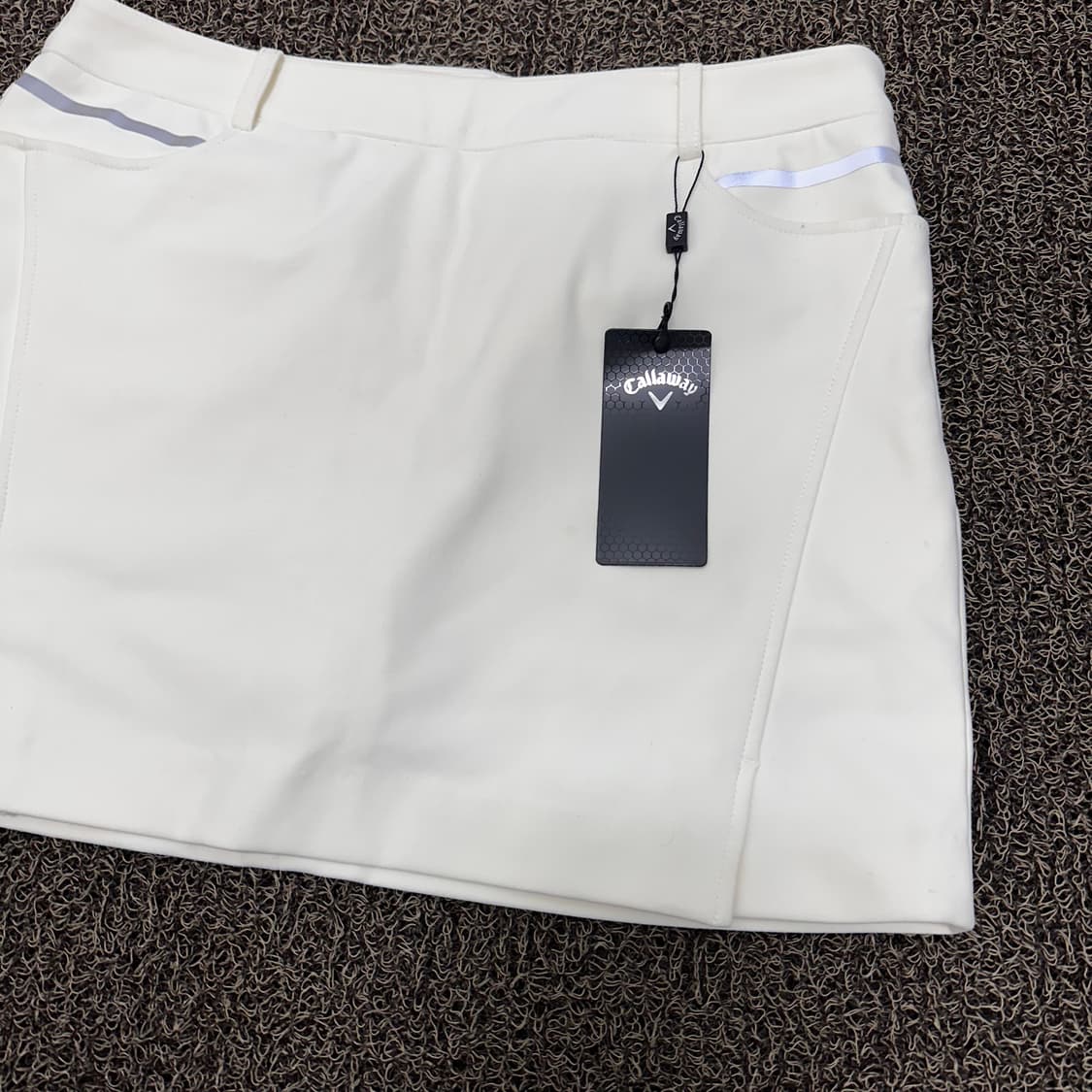[새상품] 캘러웨이 여성 골프웨어 미니스커트 치마 32인치 상품이미지3