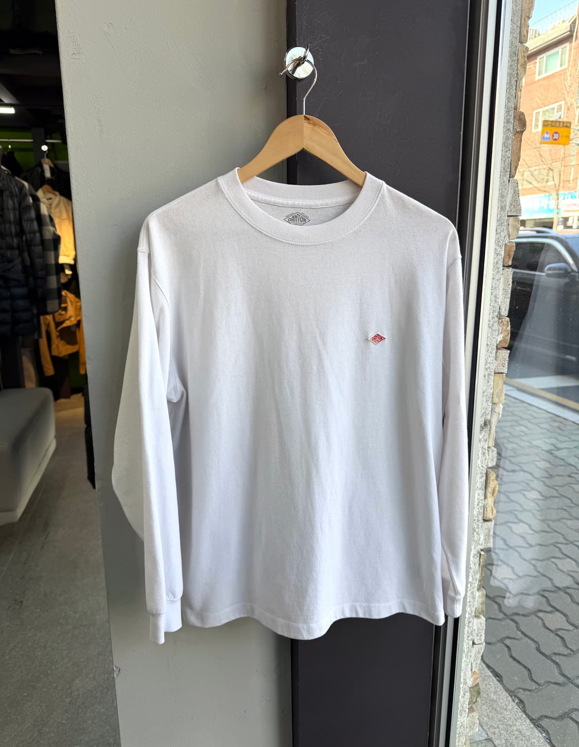 1/ 단톤 23SS 미니로고 슬리브 긴팔 상품이미지2