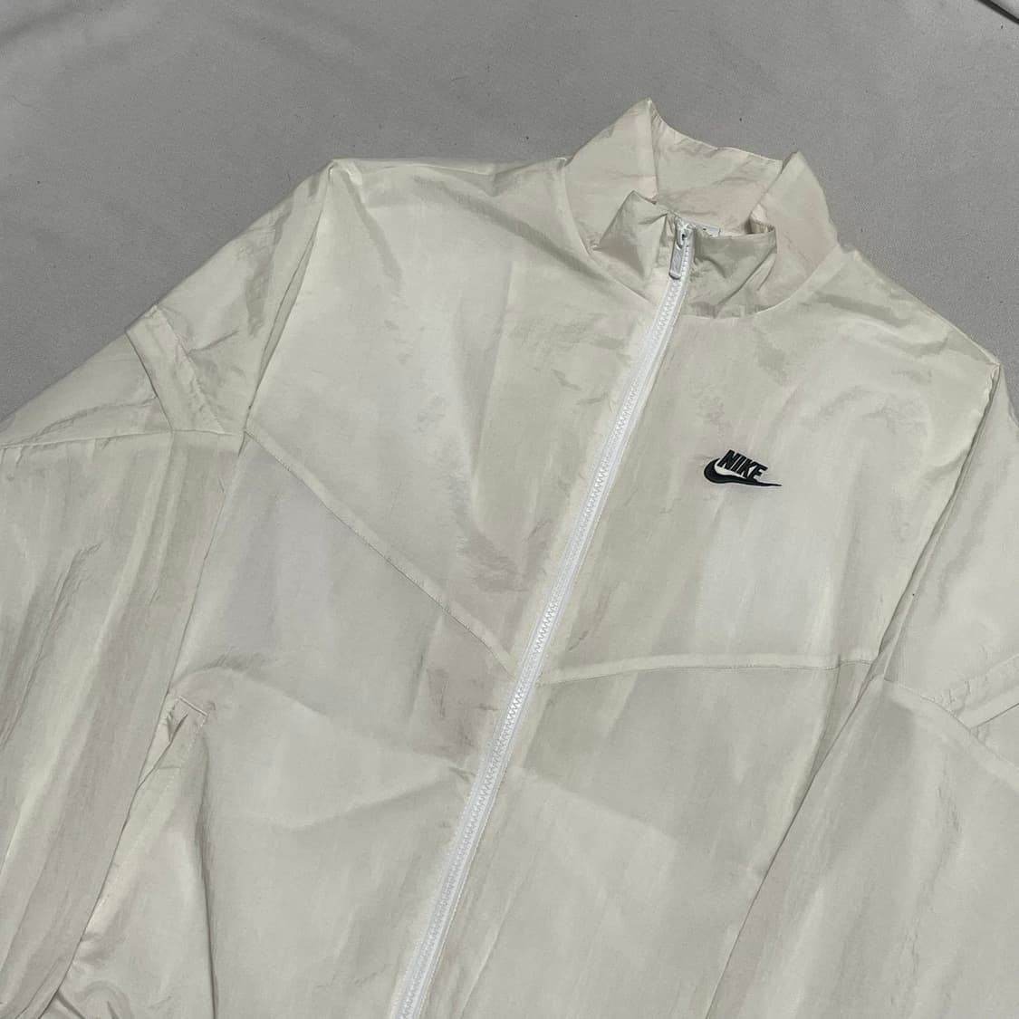 Xl 나이키 흰색 바람막이  상품이미지1