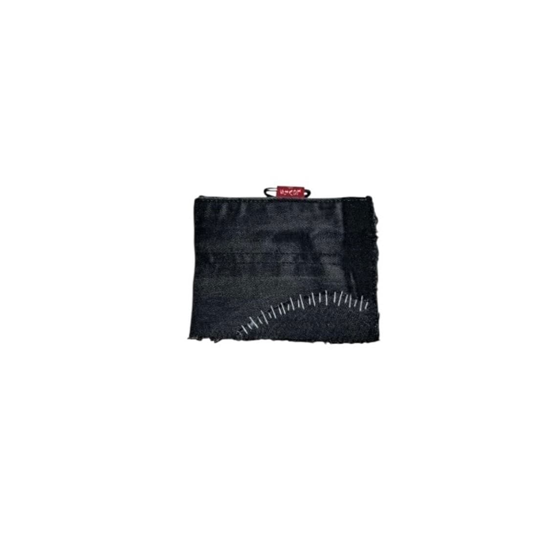 LEVI'S hidden slot half wallet 상품이미지1