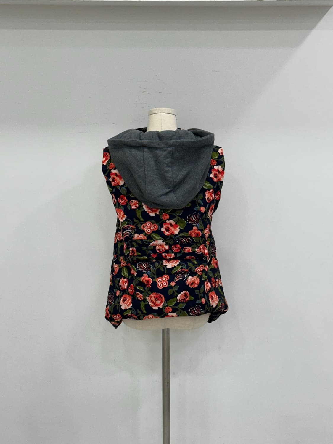 오일릴리 오리털 패딩 조끼 상품이미지5