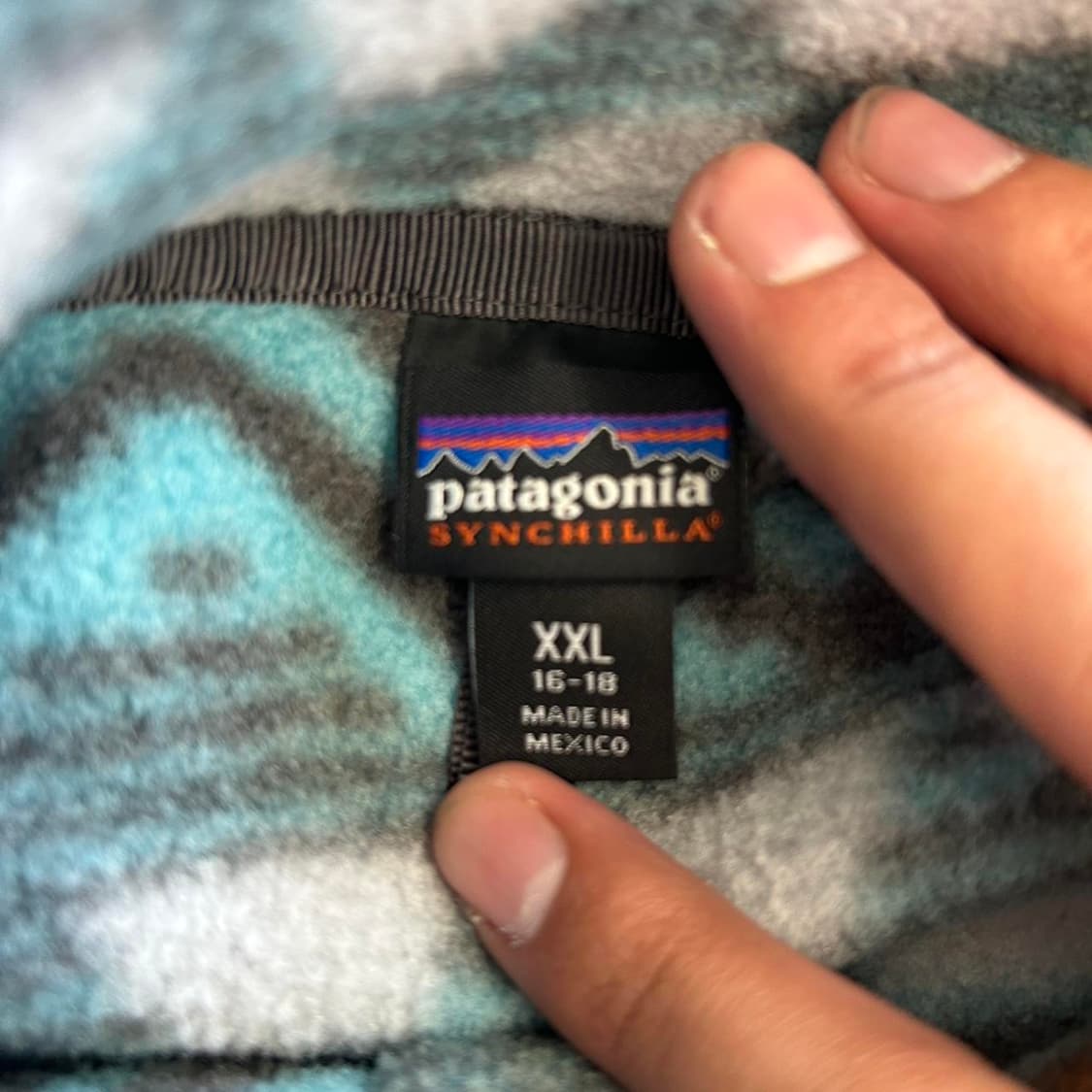 파타고니아 신칠라 스냅 티 플리스 풀오버 상품이미지2