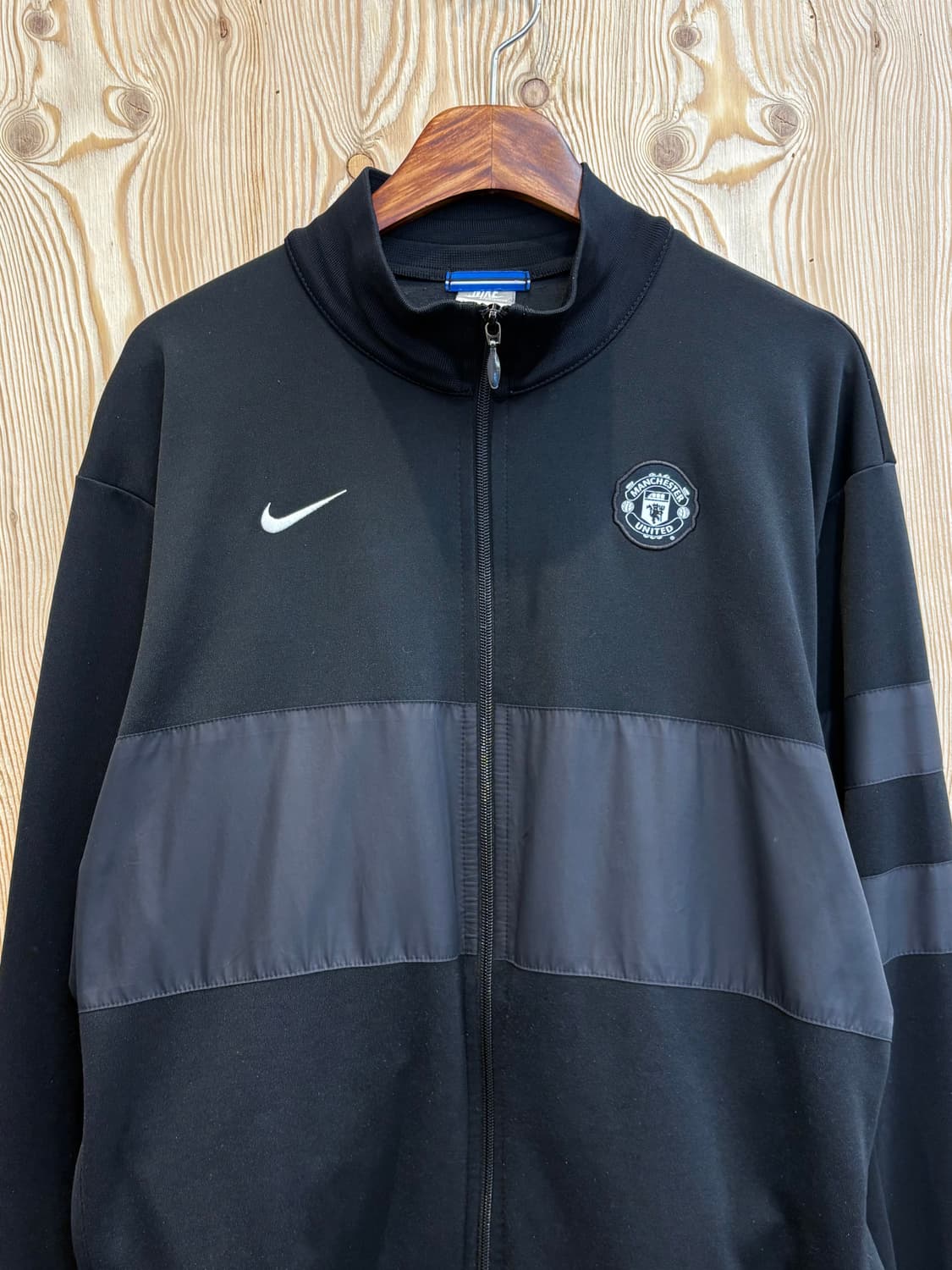 나이키 맨체스터유나이티드 트랙탑 상품이미지2