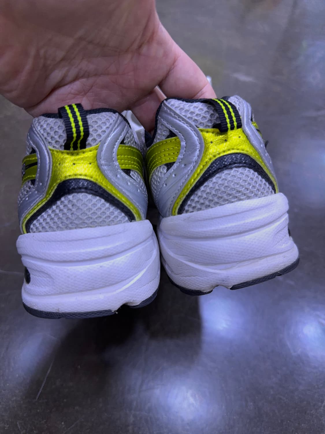 뉴발란스 530 실버옐로우 스니커즈 245 상품이미지7