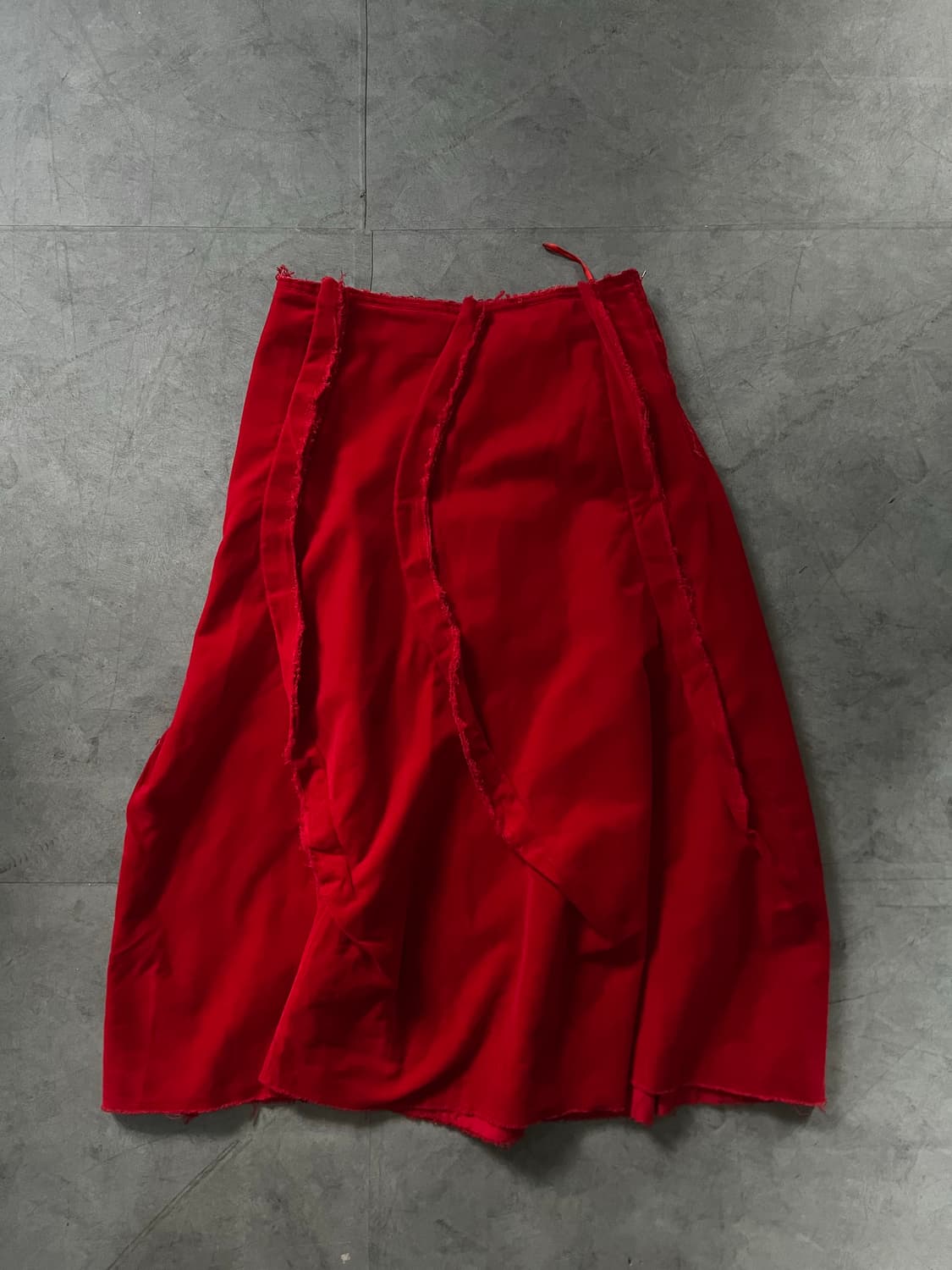 Comme des Garcons 꼼데가르송 레드 러플 스커트 상품이미지1