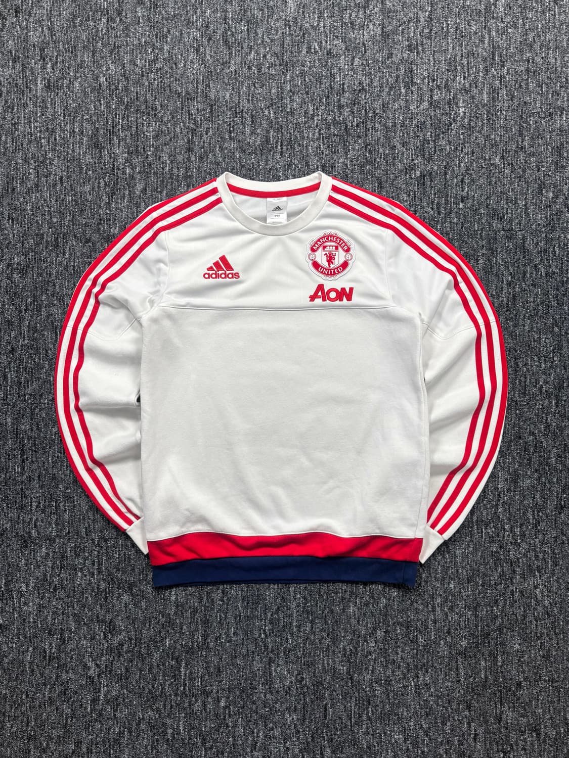 아디다스 15-16 맨체스터 유나이티드 화이트 맨투맨 상품이미지4