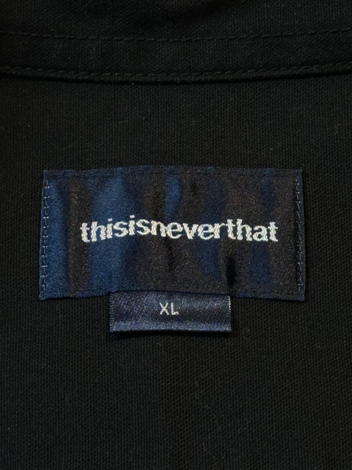 디스이즈네버댓 자수로고 코튼 셔츠 블랙 상품이미지5