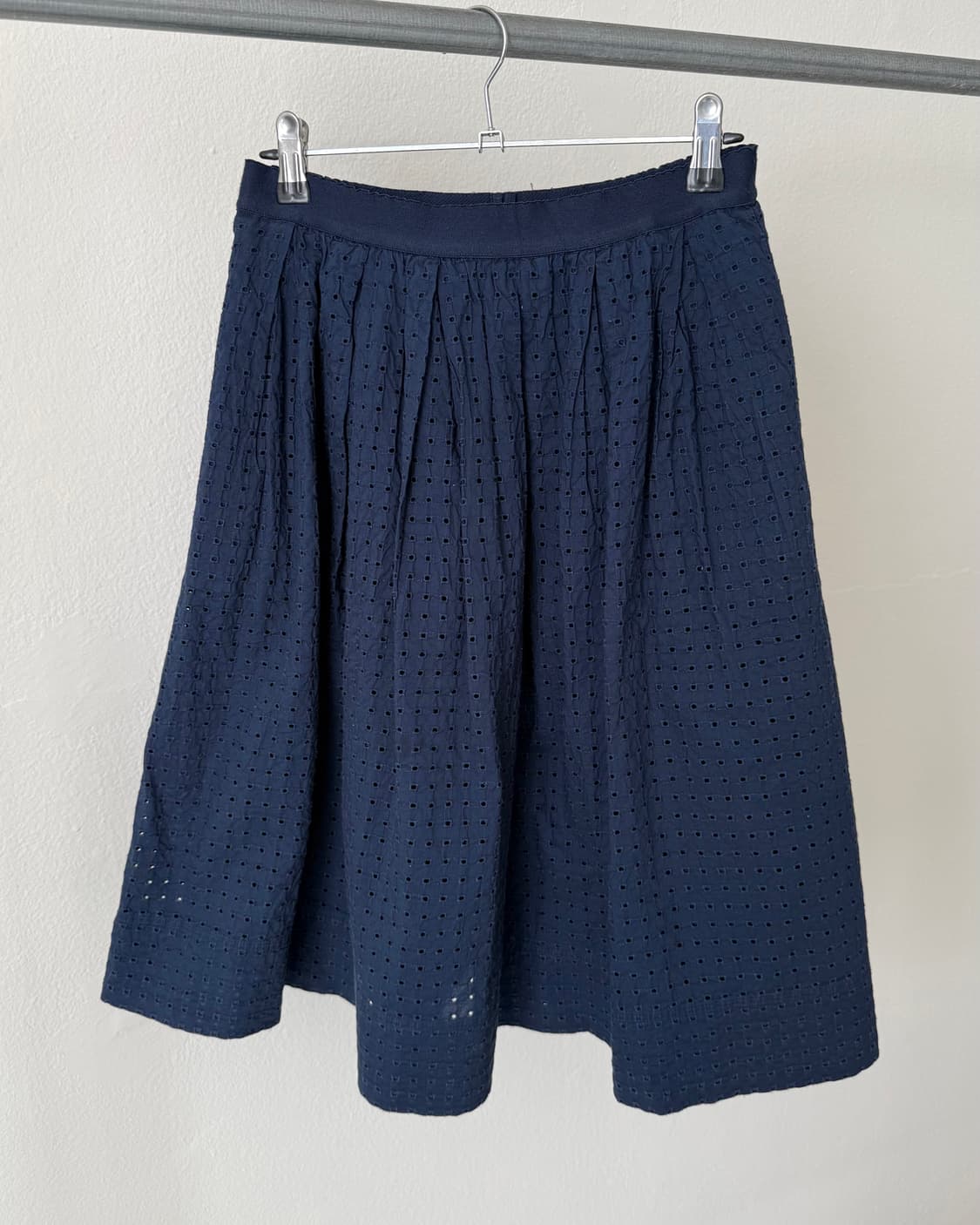 Uniqlo 펀칭 스커트 상품이미지3