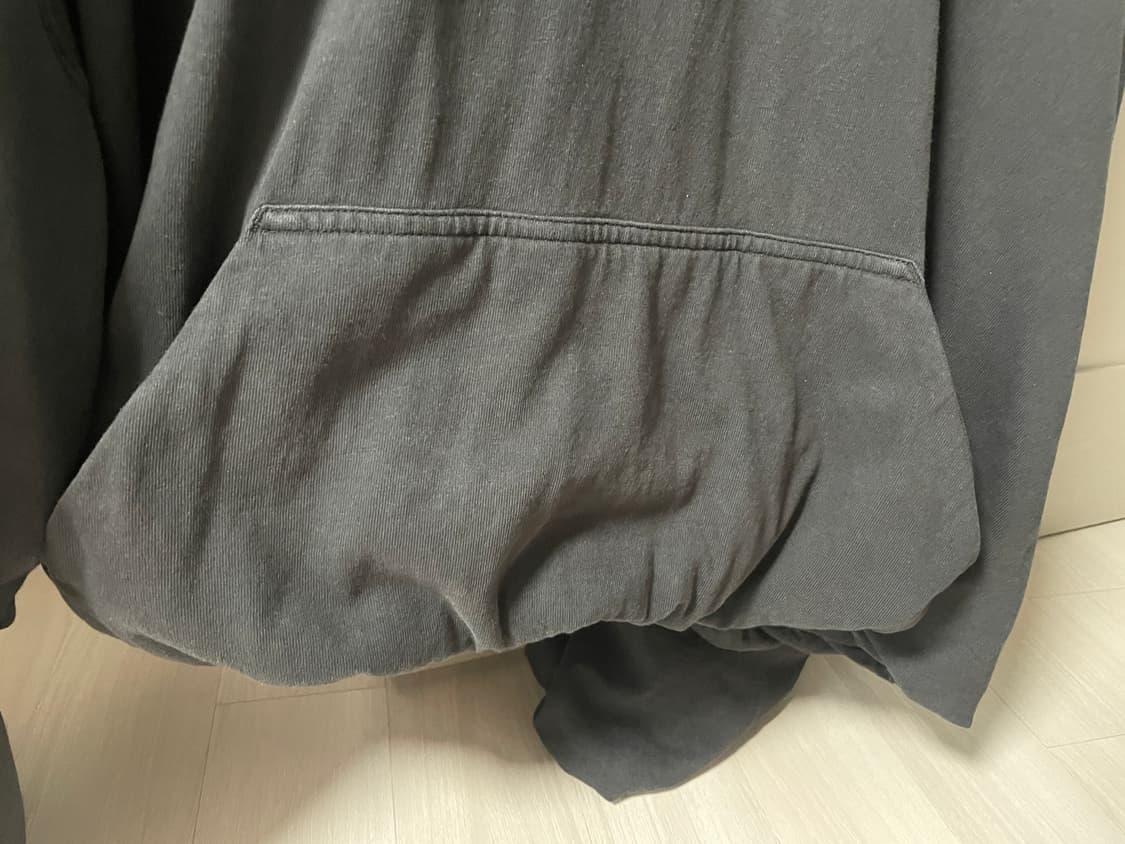 이지갭발렌시아가 padded 후디 블랙 S 상품이미지3