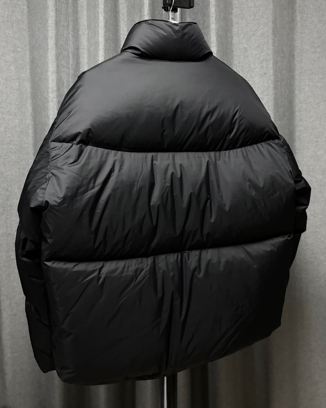 MNGU 오버사이즈드 포켓 다운 자켓 블랙 L사이즈(105~) 상품이미지2