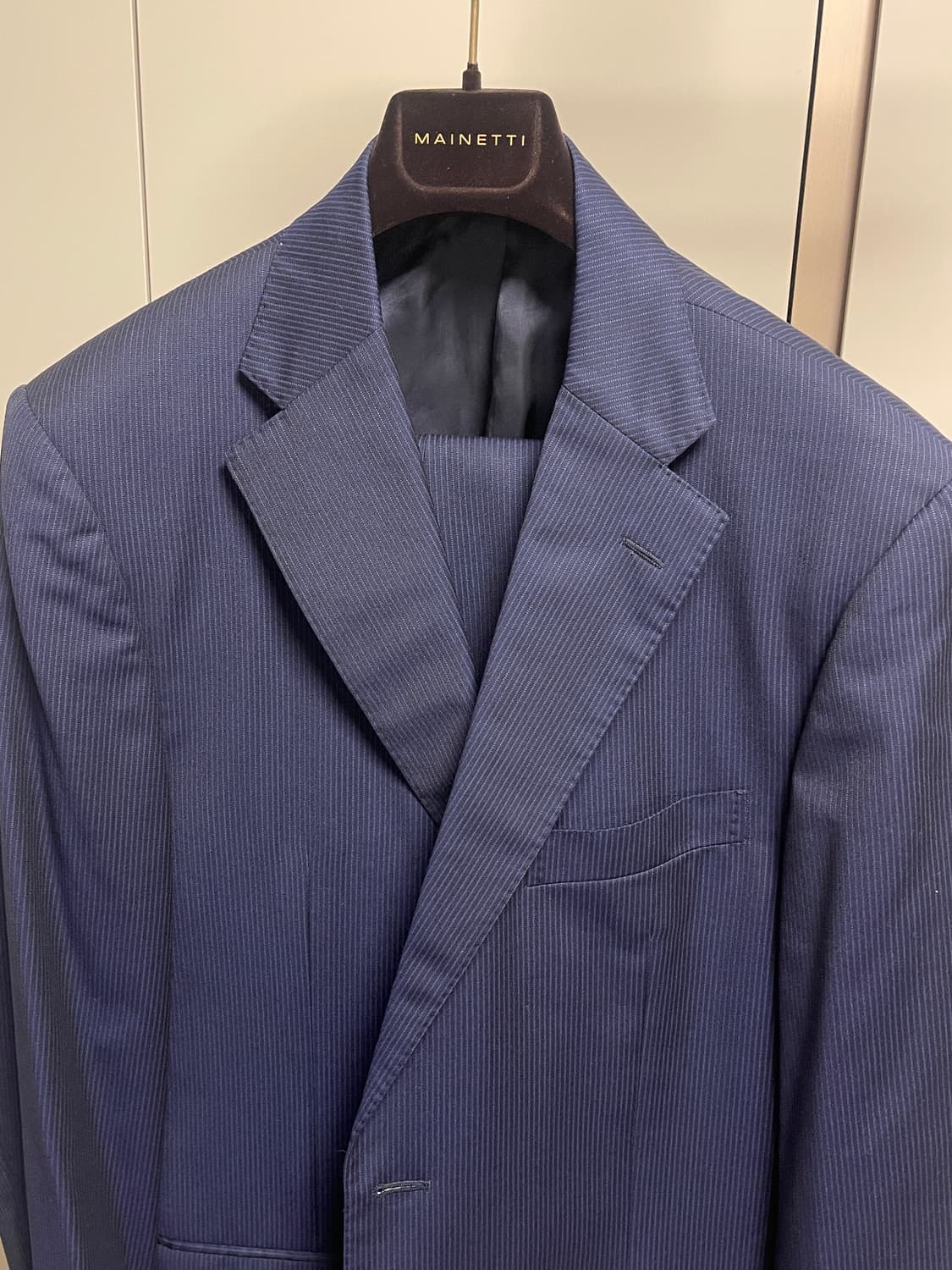 꼬르넬리아니 네이비 수트 it52 상품이미지3