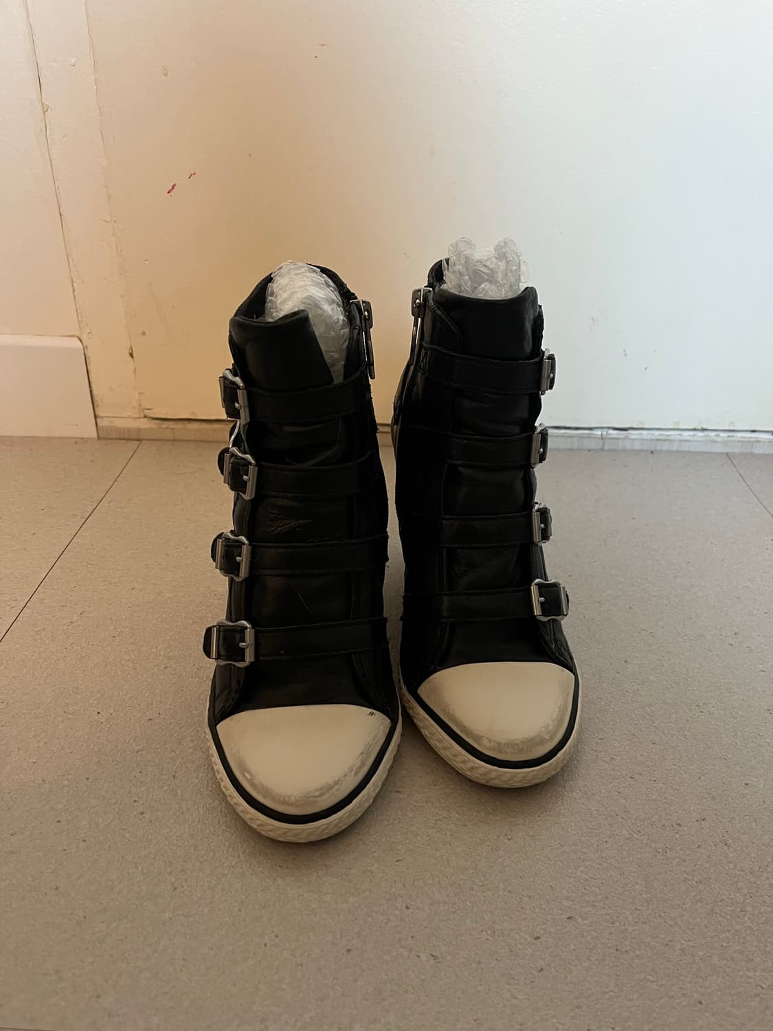 ASH 웨지힐 스니커즈 블랙 상품이미지2