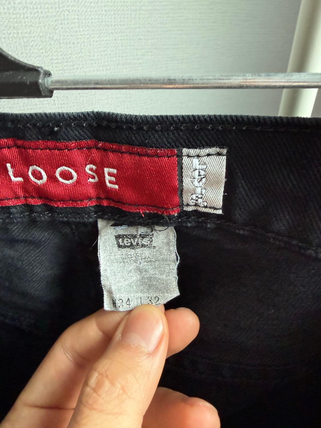 90s 리바이스 실버탭 루즈핏 블랙진 (34x32) 상품이미지3