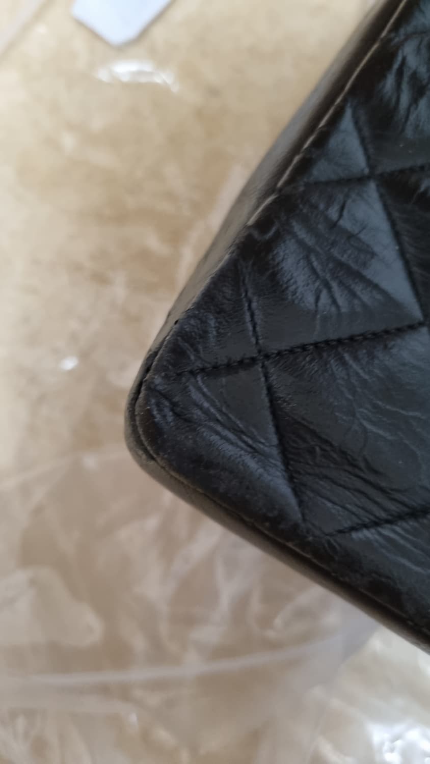 중고] 샤넬 빈티지 램스킨 금장 로고 숄더 크로스백 상품이미지8