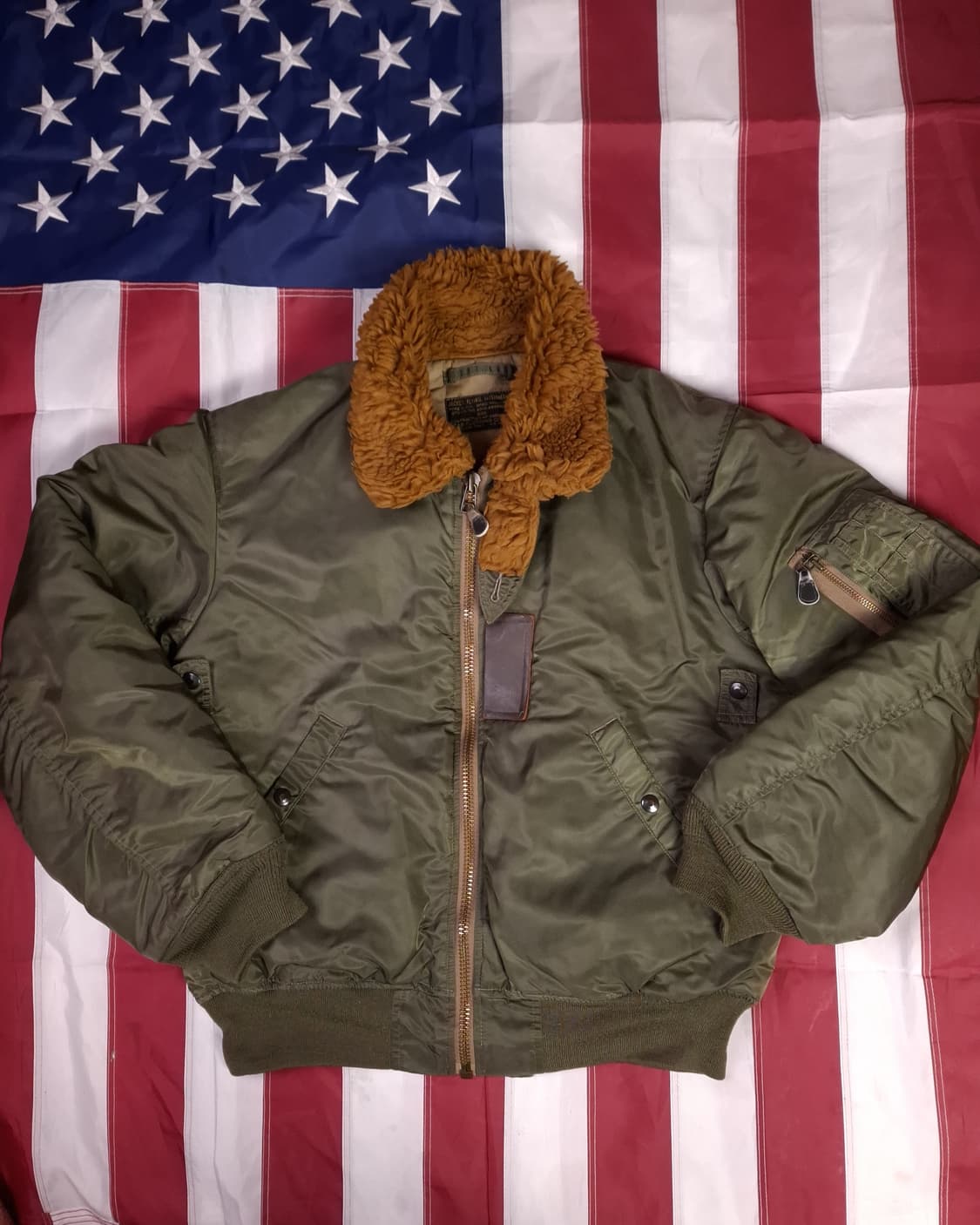 오리지날 캡클로딩사 미공군 B-15D 울파일 항공자켓 상품이미지1