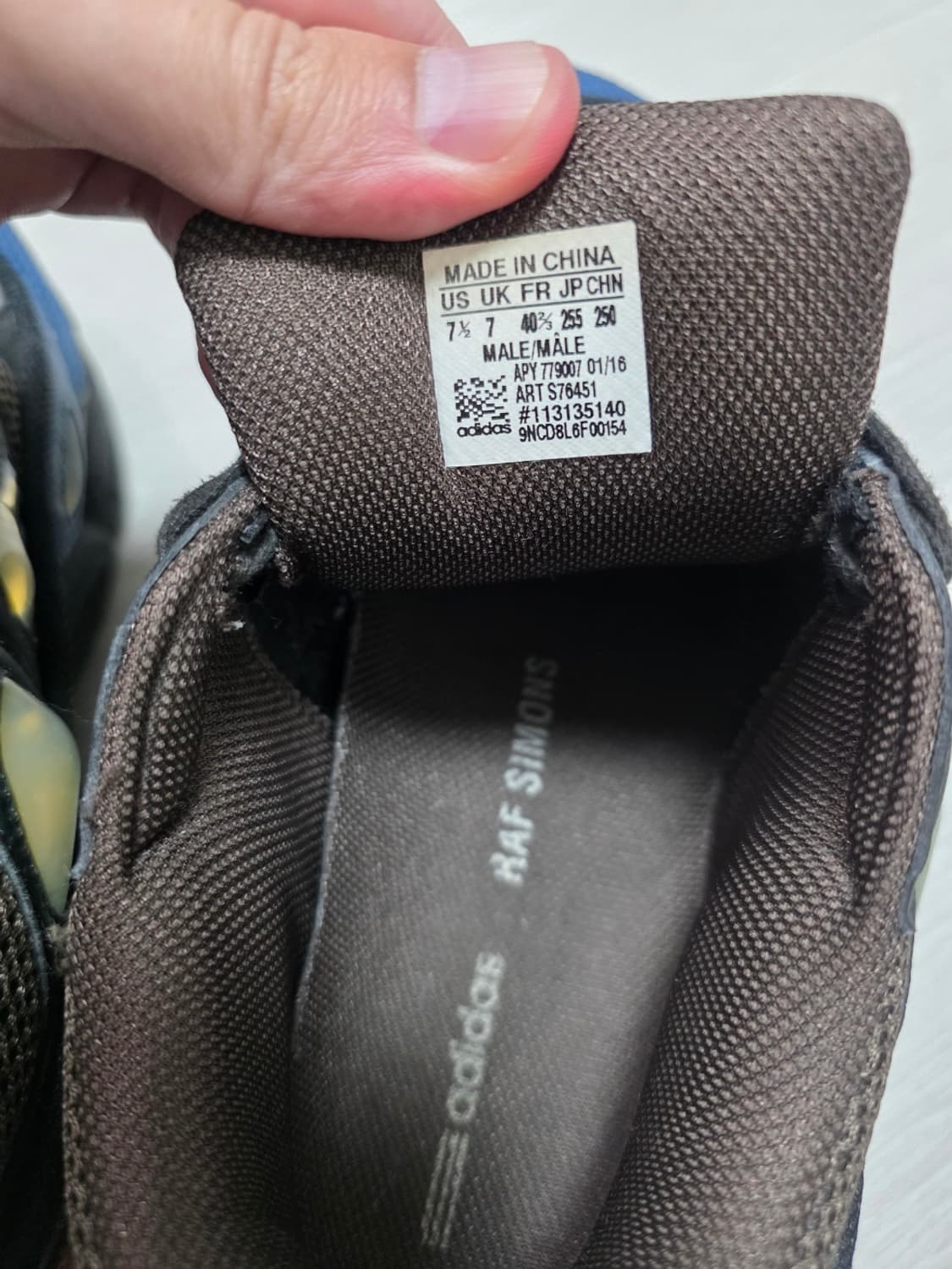 라프 시몬스 x 아디다스 x 오즈위고2 사이즈 255 상품이미지5