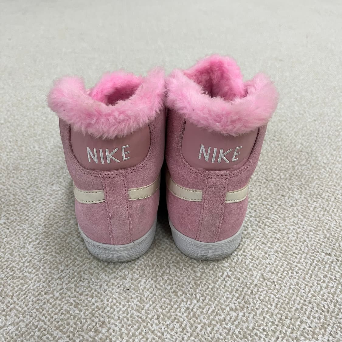 235 나이키 스웨이드 블레이져 하이탑 0202M2 상품이미지3