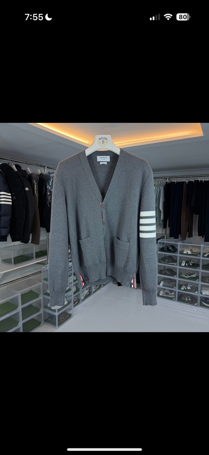 [리오브전포점] 톰브라운 밀라노스티치 사선 완장 자수 가디건 상품이미지1