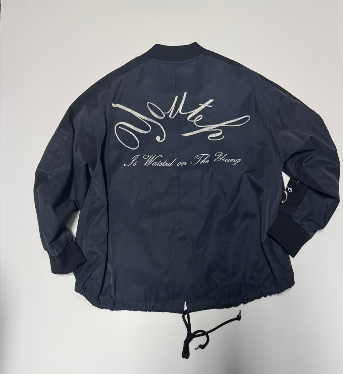 여성 LAP 랩 뒷 프린팅 암 포켓 봄버 자켓 네이비 상품이미지1