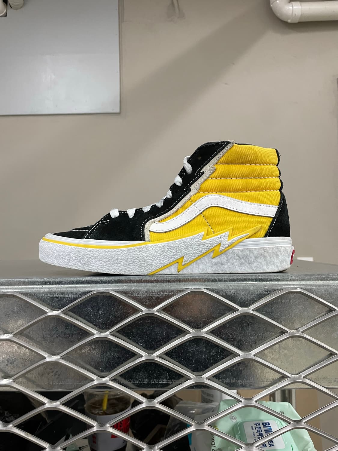 반스 스케이트 하이 볼트 프리지아 235 (gr-4584) 상품이미지1