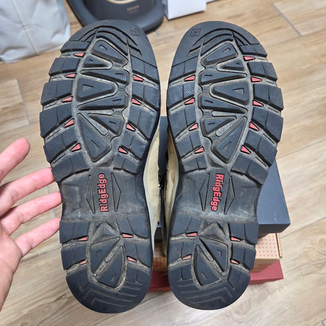 255 캠프라인 산티아고 카모 / 등산화 무신사 한정판 릿지엣지 상품이미지4