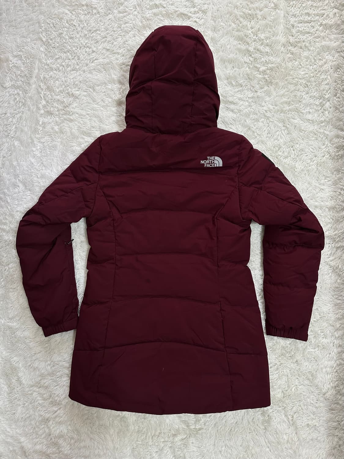 노스페이스 여성 패딩 M/90 버건디 상품이미지3