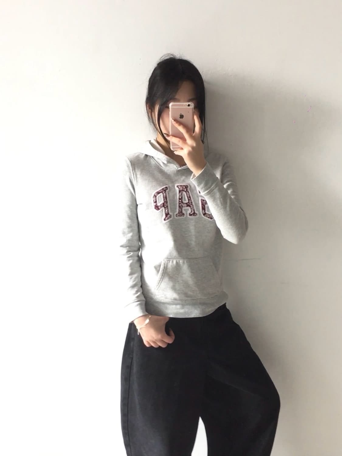 갭 페이즐리패턴 로고 후드티 상품이미지2