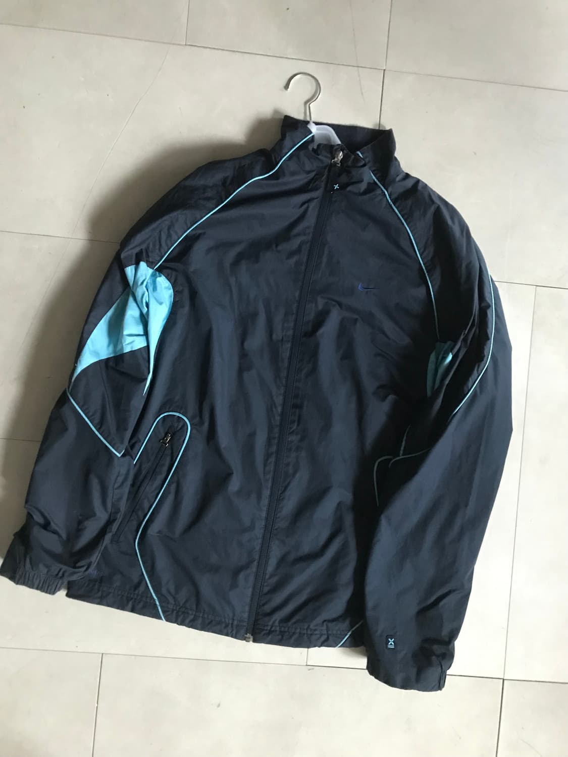 나이키 네이비 연하늘 바람막이 상품이미지9