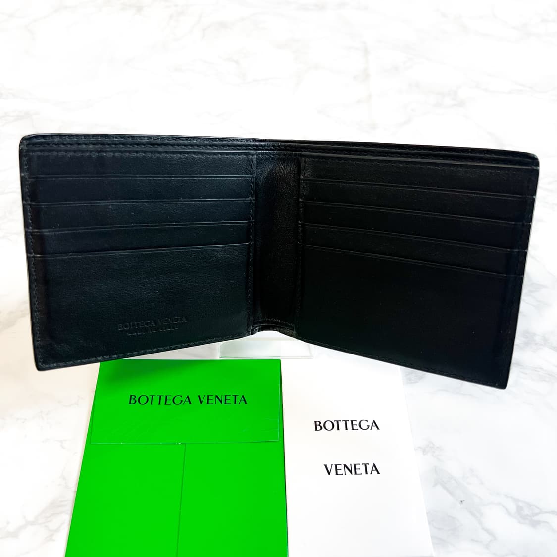 [신형] 보테가베네타 인트레치아토 반지갑 블랙 상품이미지4