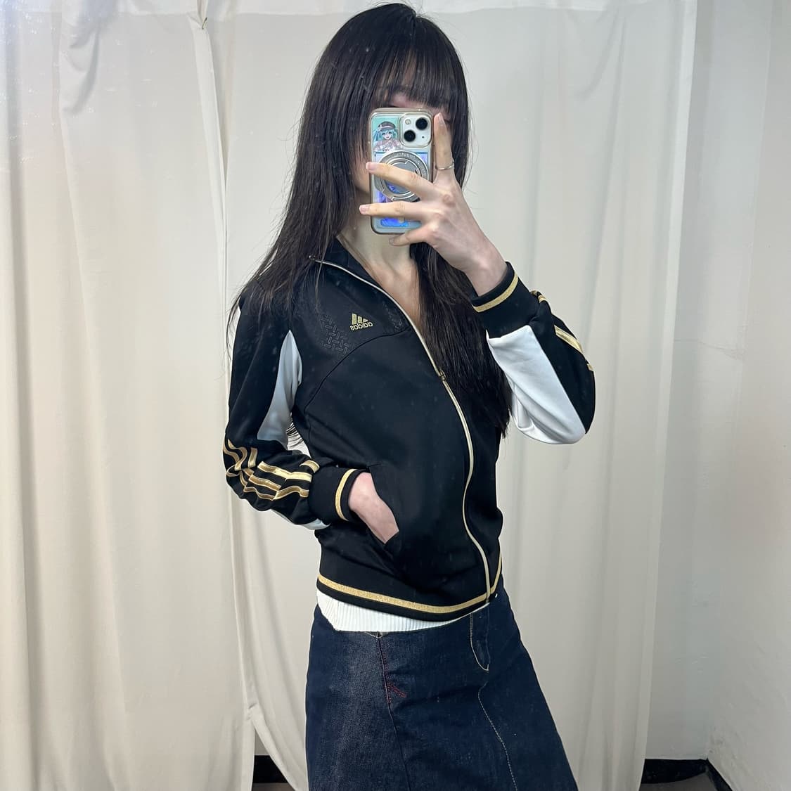 Adidas black gold color-block jersey 상품이미지2