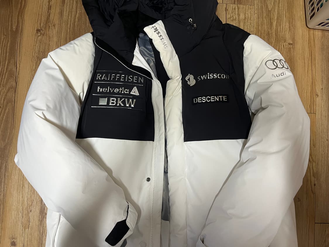 데상트 스키팀 엣지 와펜 다운 롱패딩 패딩 아우디 레플리카 L 100 상품이미지2