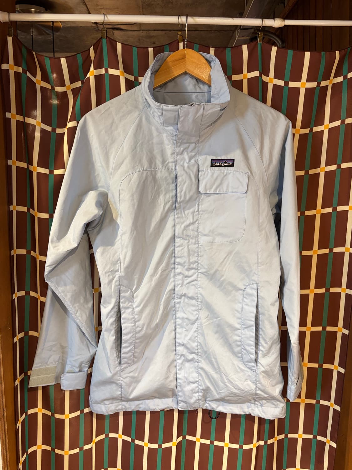 파타고니아 라이트블루 바람막이 자켓 상품이미지1