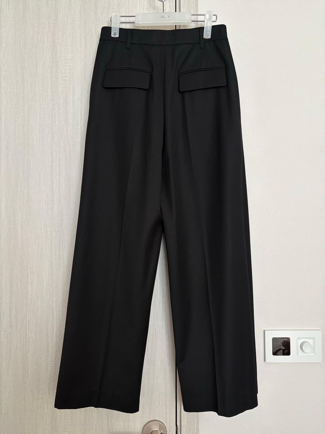 리멘터리 블랙 와이드 핀턱 슬랙스 상품이미지2