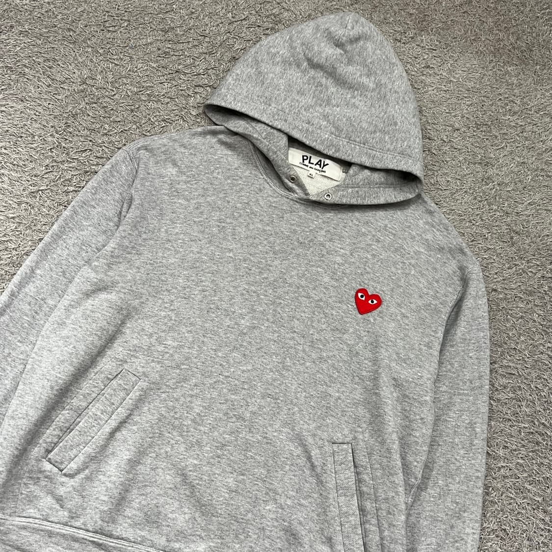 [100] 꼼데가르송 후드티 (후드끈x) 상품이미지1