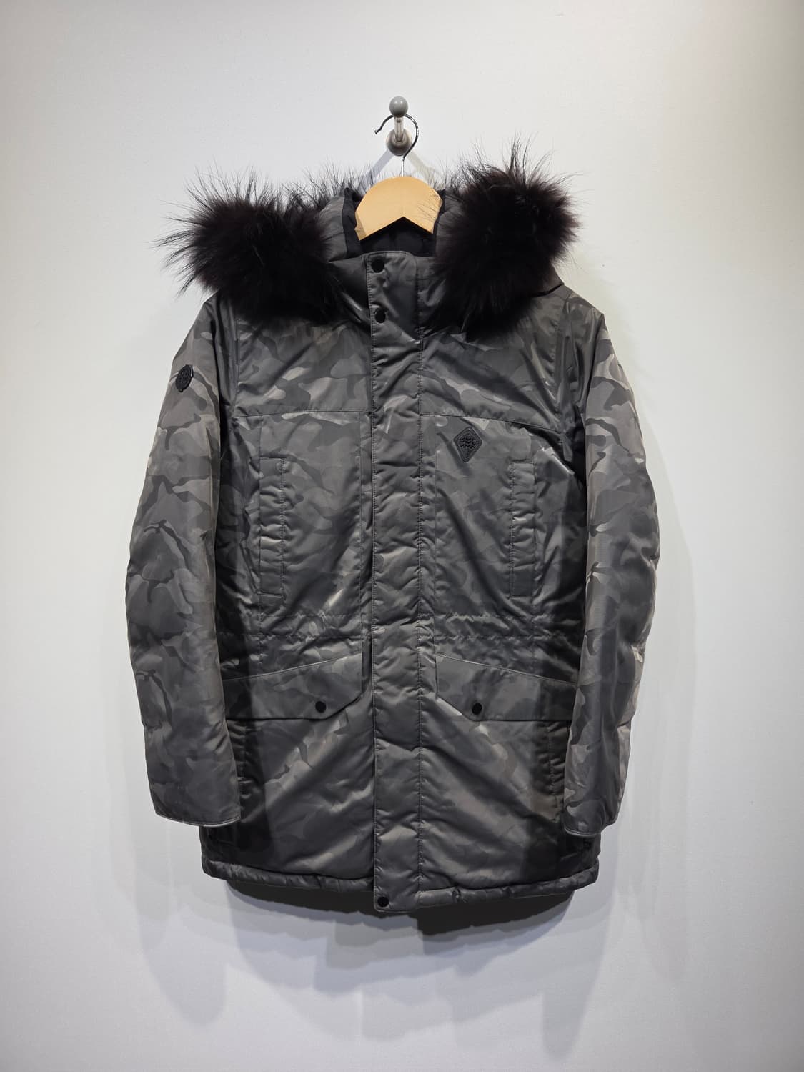 코오롱스포츠 카모플라쥬 다운 패딩 상품이미지2