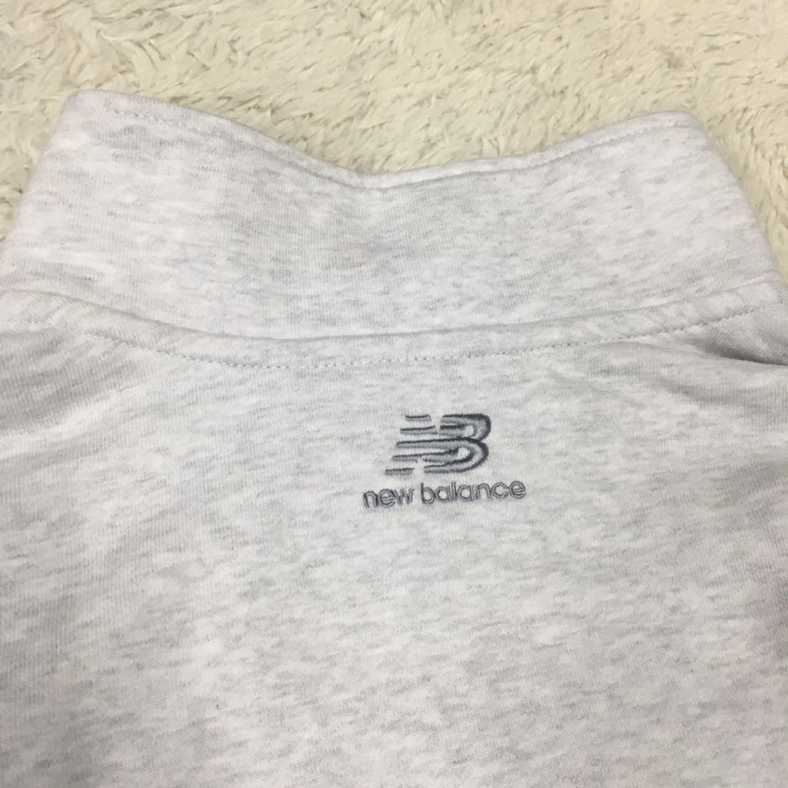 뉴발란스 하프집업 맨투맨 DD14 상품이미지4