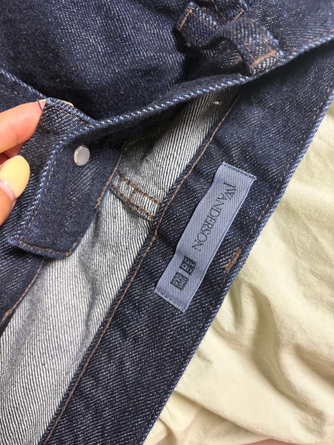 유니클로 JW Anderson 스트레이트 진 상품이미지3