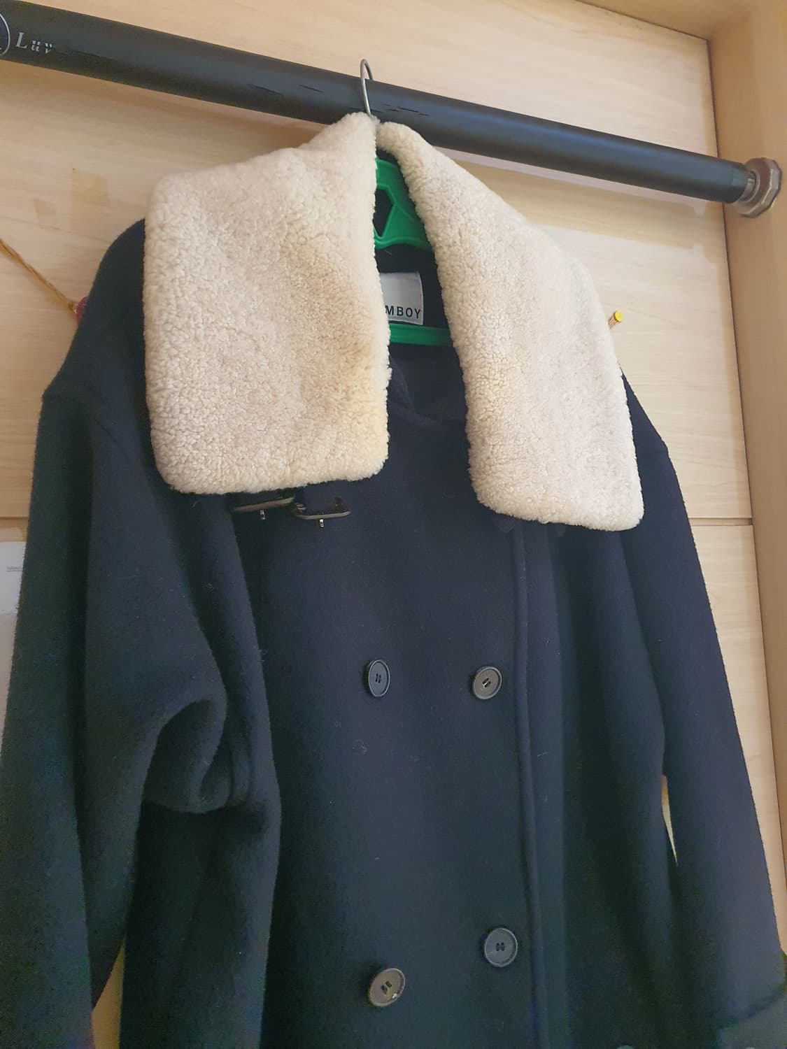 스튜디오 톰보이 양털 카라 롱 코트 상품이미지3