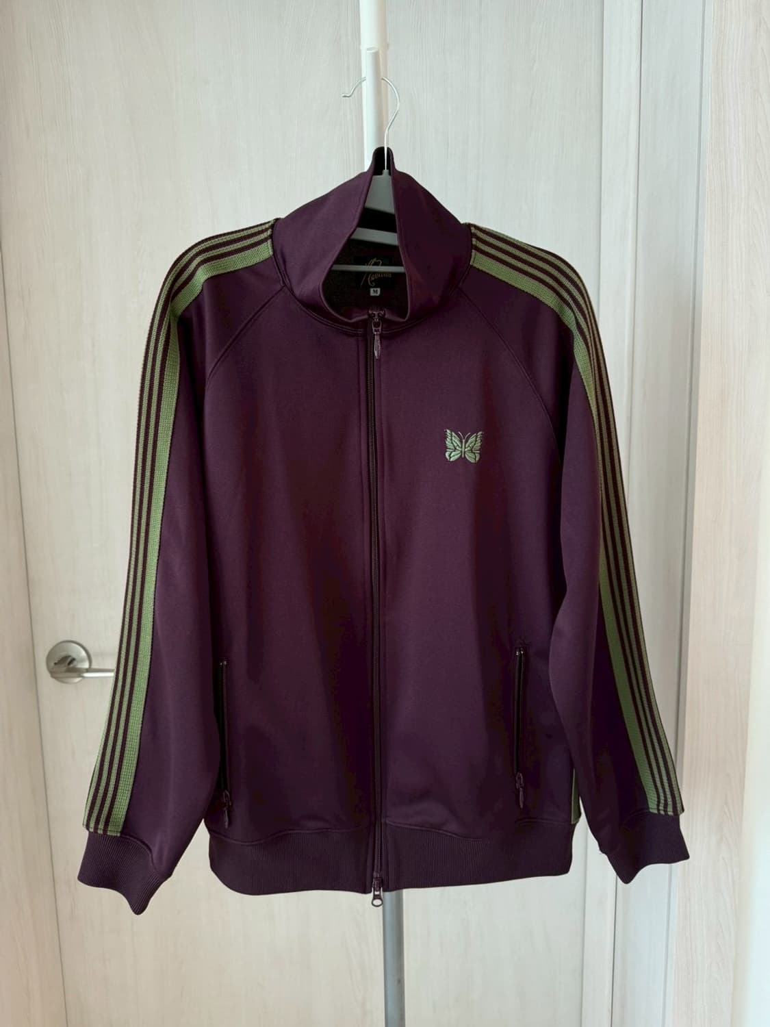 니들스 트랙자켓 버건디 M사이즈 상품이미지2