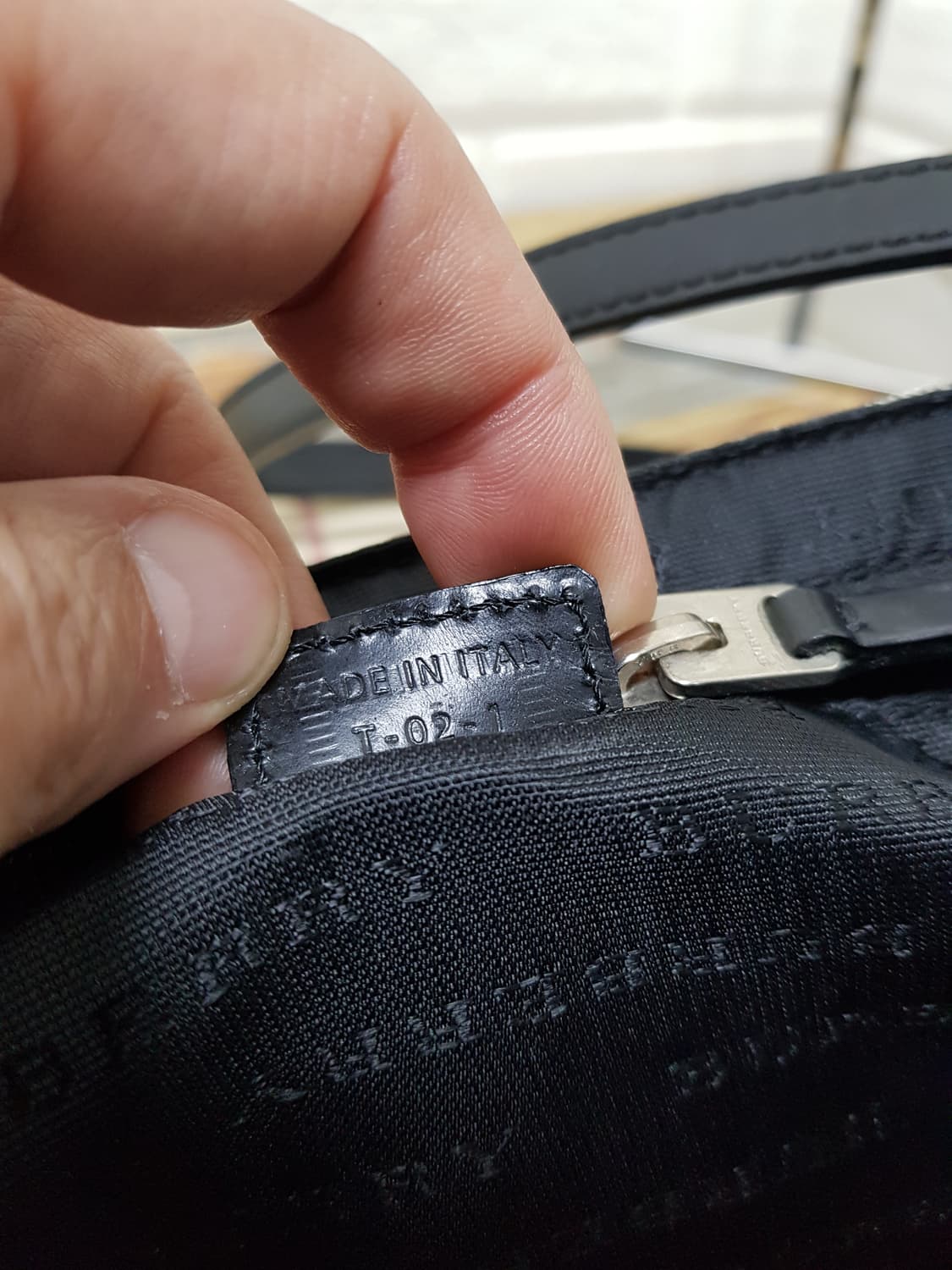 [정품] 버버리 클래식 체크 숄더백 상품이미지10