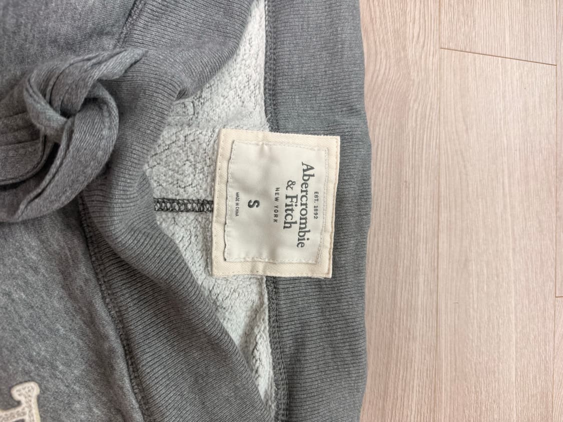 아베크롬비 스웻팬츠 s 상품이미지3