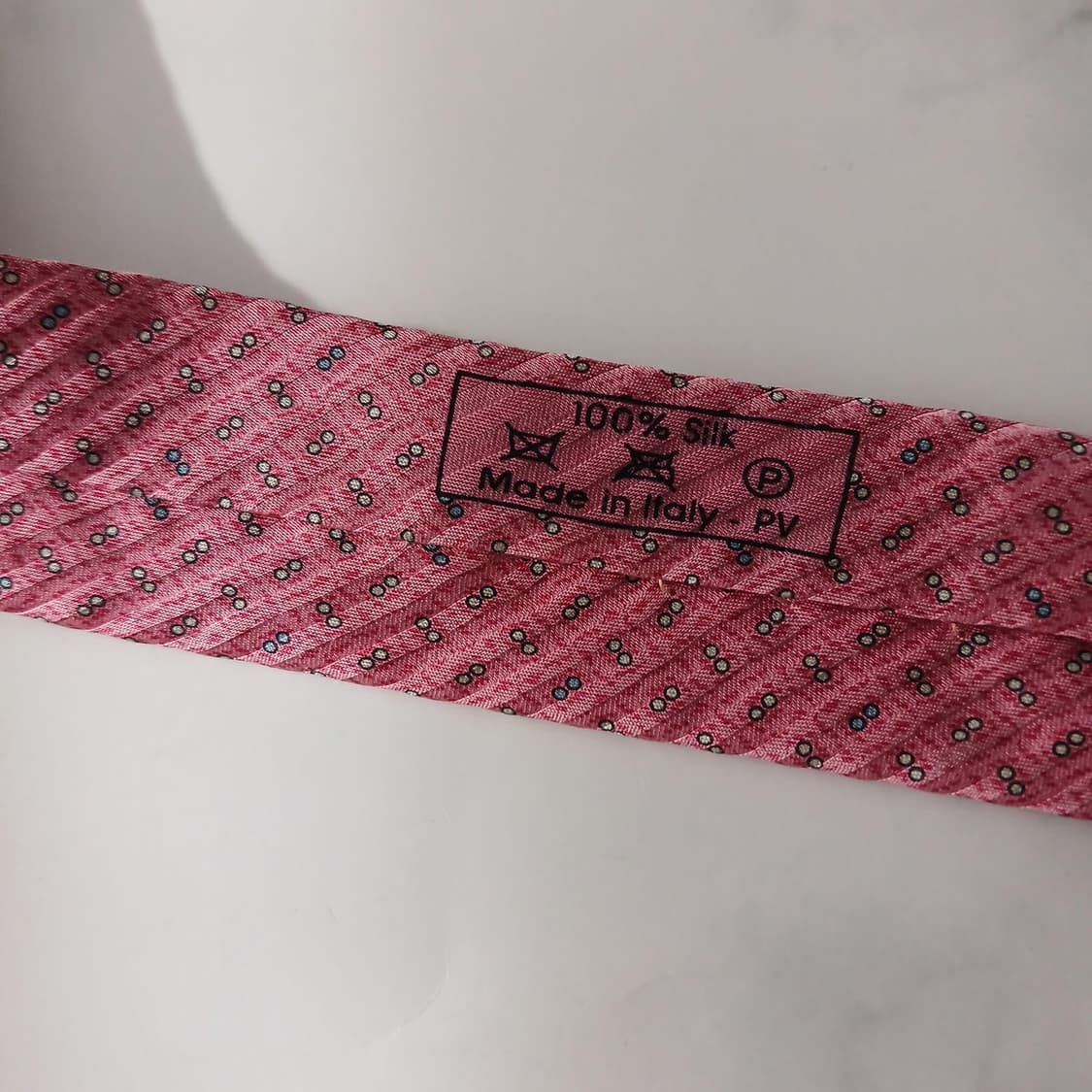 던힐 실크 핑크 자카드 패턴 넥타이 9.5cm B등급 A18807
 상품이미지10